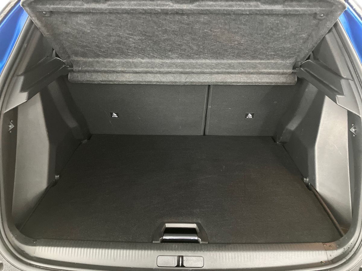 Used Peugeot 2008 2023 for sale - 76878365: Photo 20