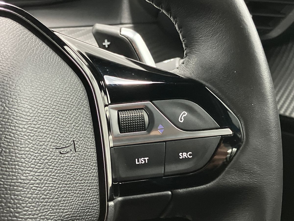 Used Peugeot 2008 2023 for sale - 76878365: Photo 32