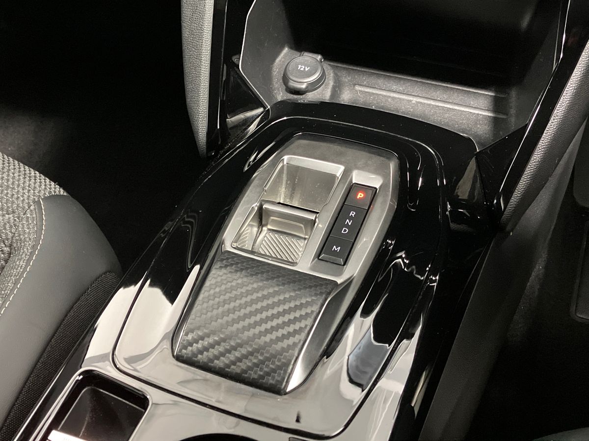 Used Peugeot 2008 2023 for sale - 76878365: Photo 39