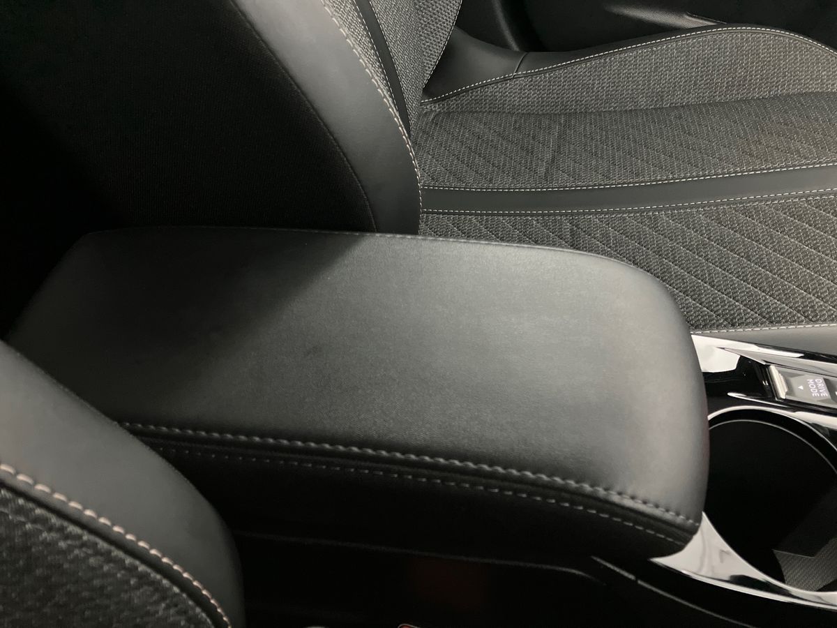 Used Peugeot 2008 2023 for sale - 76878365: Photo 41