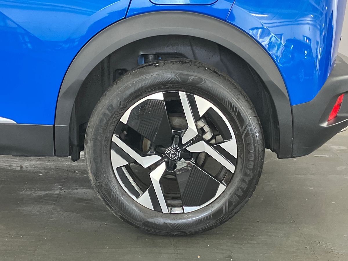 Used Peugeot 2008 2023 for sale - 76878365: Photo 7