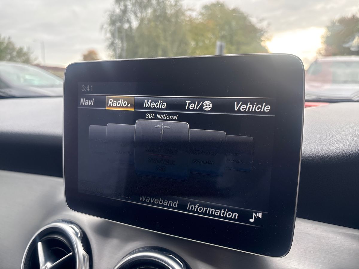 Used Mercedes-Benz GLA 2018 for sale - 76518133: Photo 10