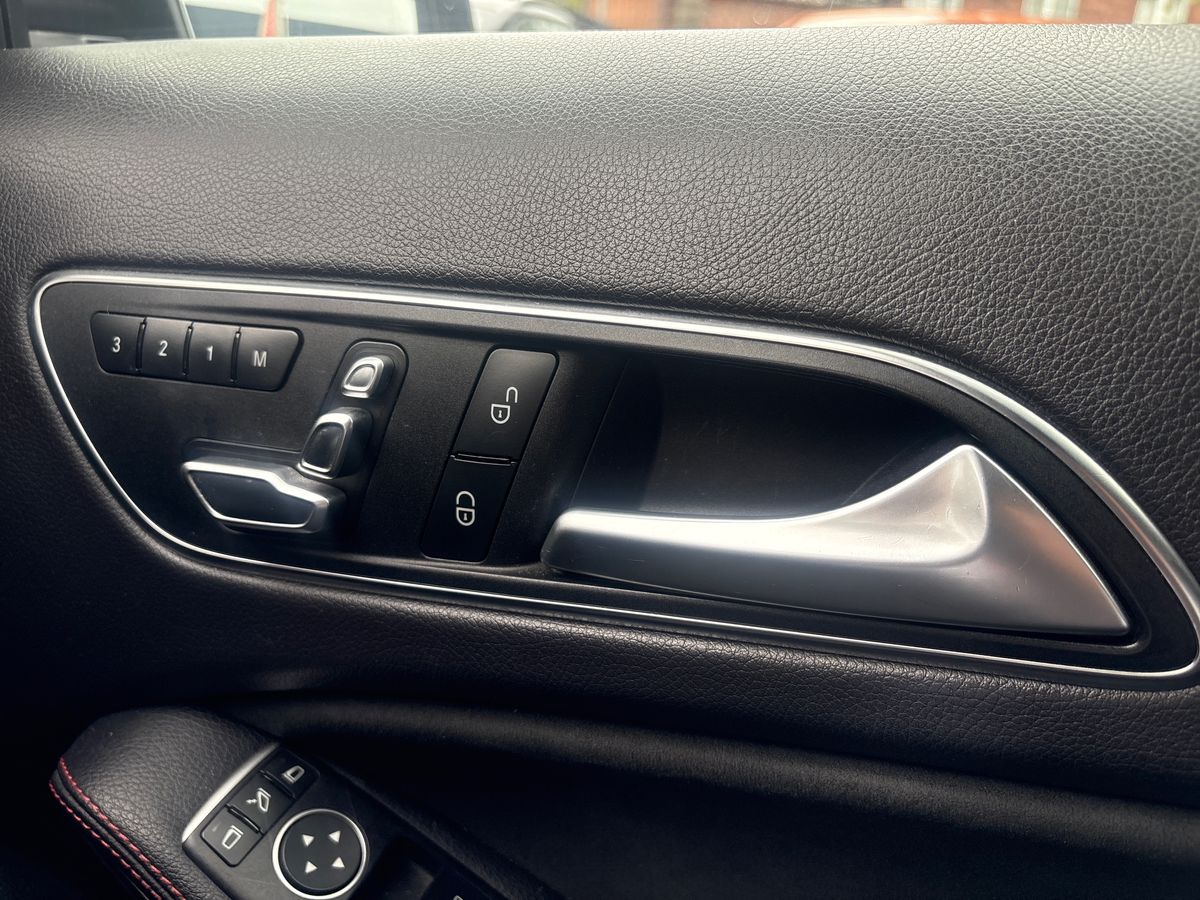 Used Mercedes-Benz GLA 2018 for sale - 76518133: Photo 21