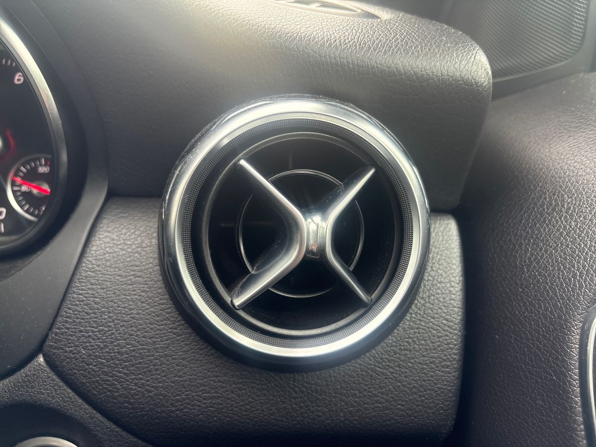 Used Mercedes-Benz GLA 2018 for sale - 76518133: Photo 22