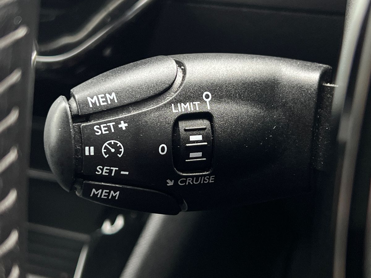 Used Peugeot 2008 2022 for sale - 77516887: Photo 40