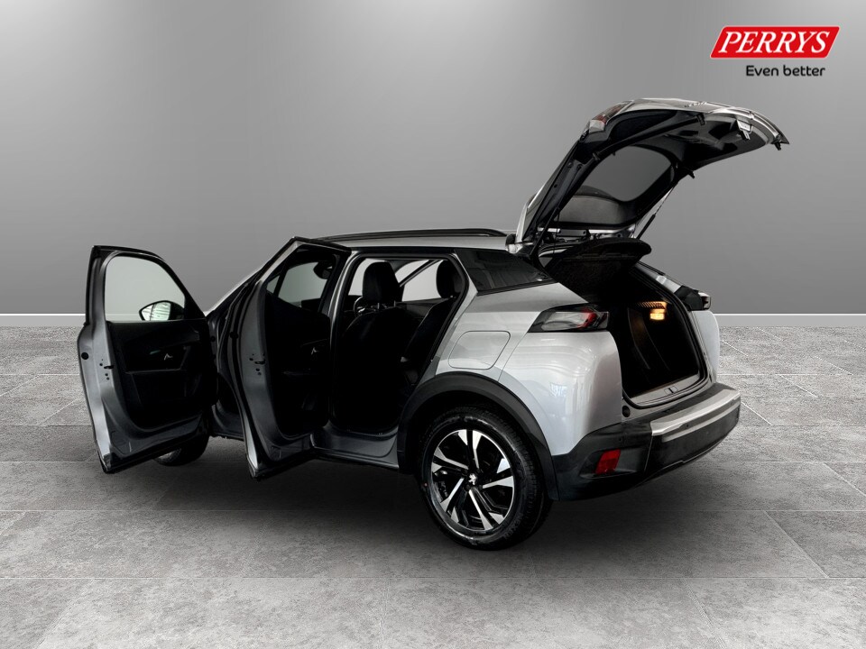 Used Peugeot 2008 2021 for sale - 77872709: Photo 31