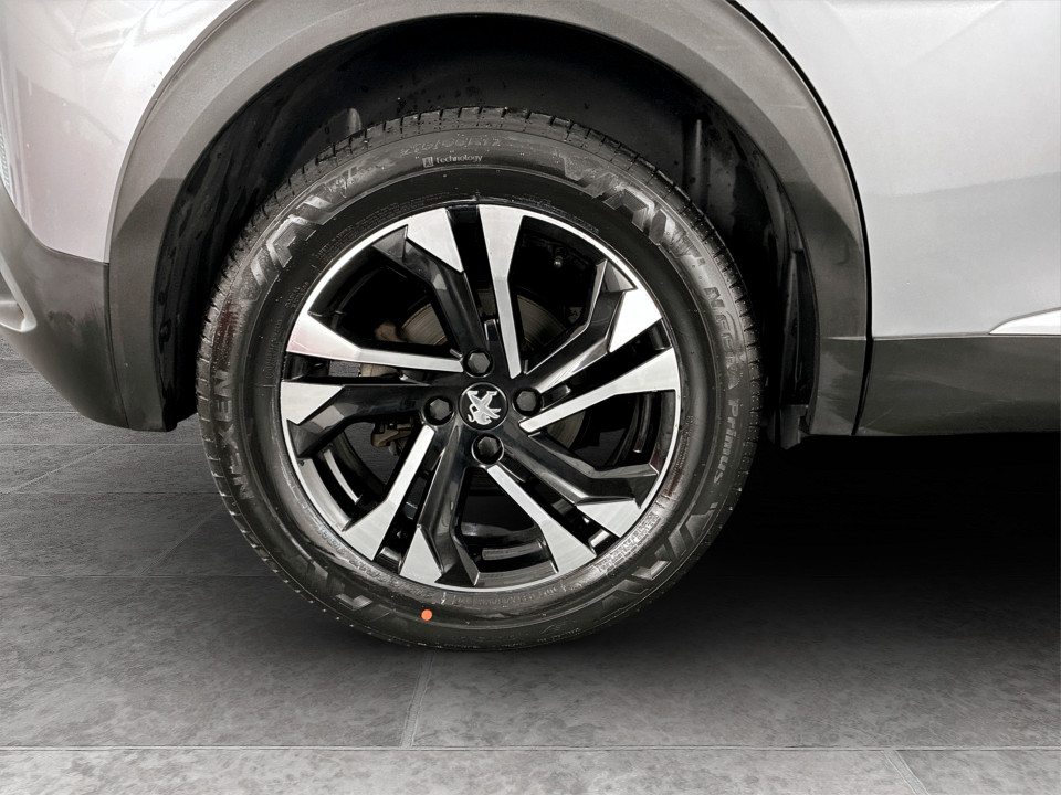 Used Peugeot 2008 2021 for sale - 77872709: Photo 9