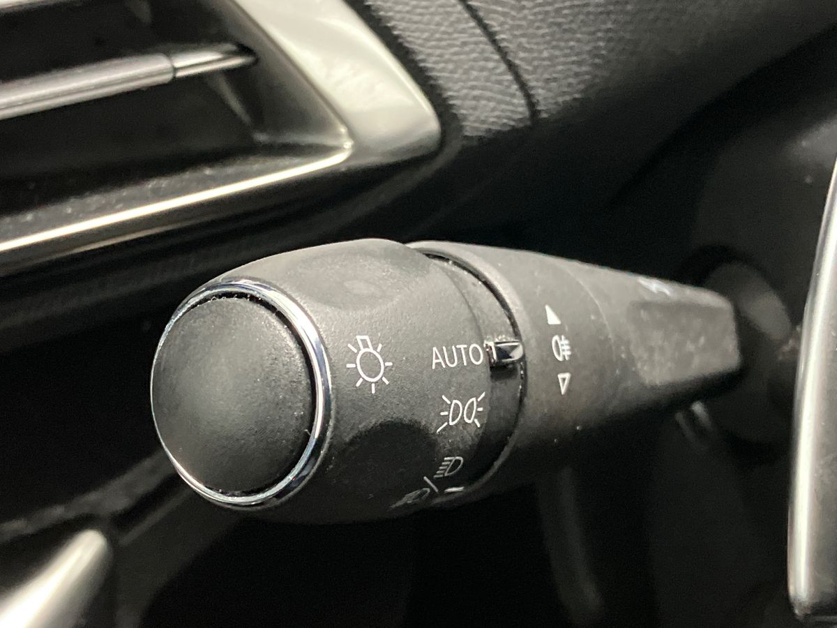 Used Peugeot 3008 2023 for sale - 75970674: Photo 32