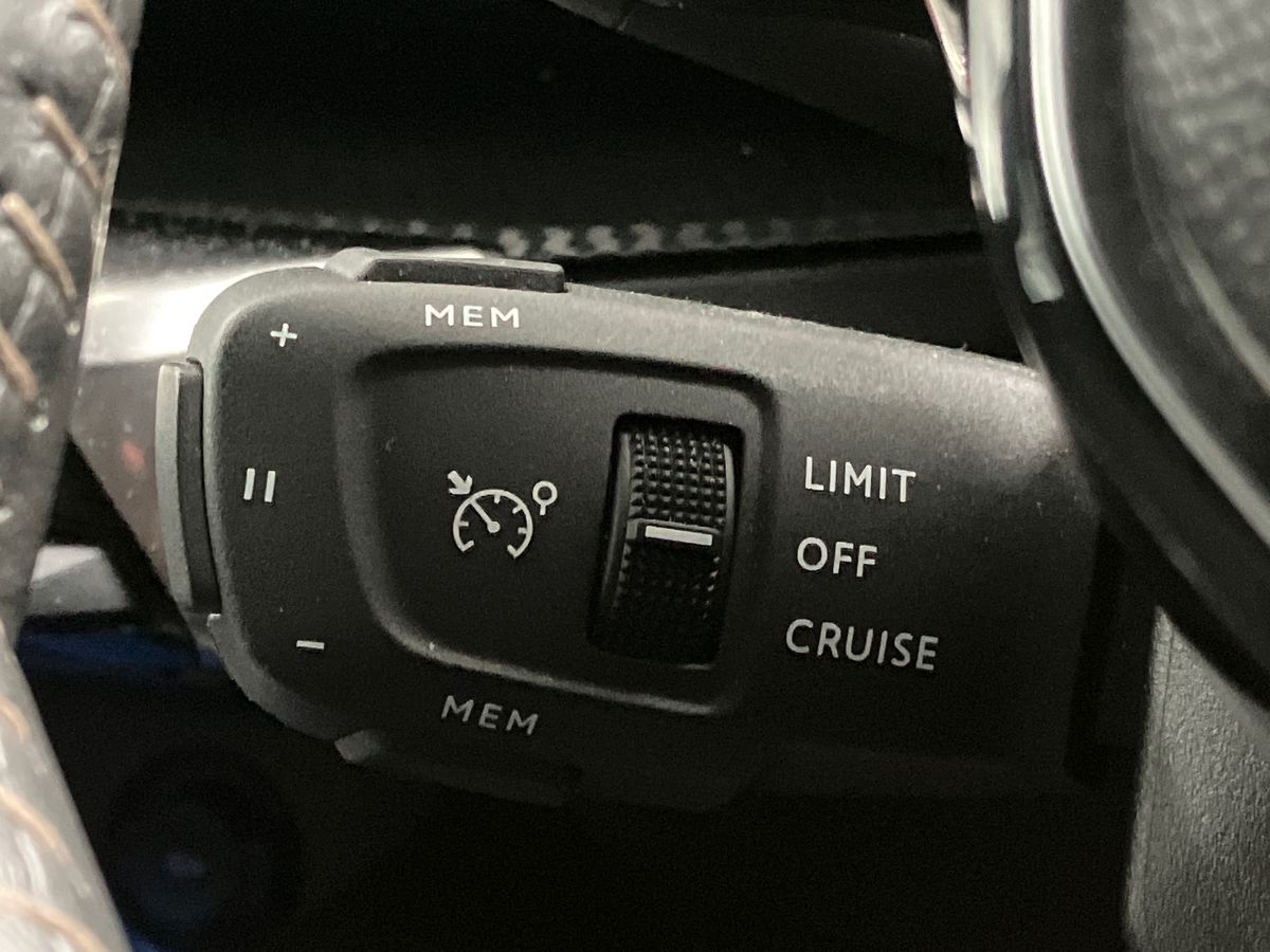 Used Peugeot 3008 2023 for sale - 75970674: Photo 33