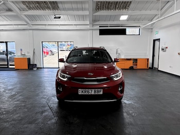 Used Kia Stonic 2017 for sale - 77916512: Photo