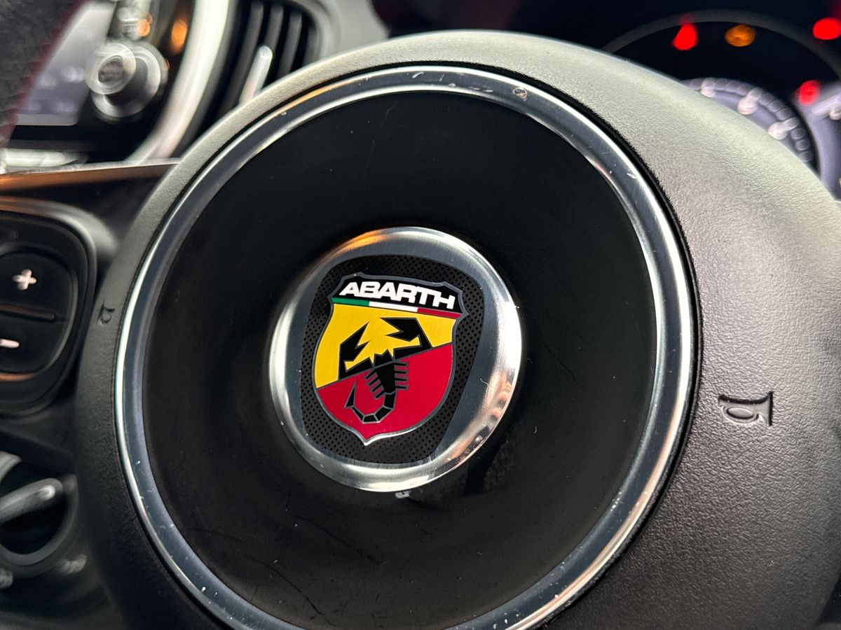 Used Abarth 595 2018 for sale - 76518235: Photo 25