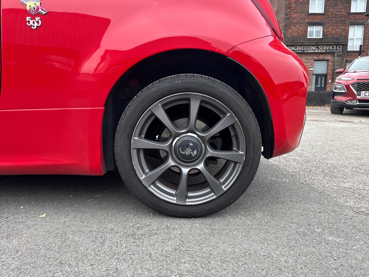 Used Abarth 595 2018 for sale - 76518235: Photo 7