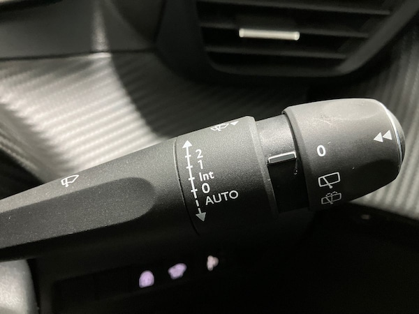 Used Peugeot 208 2024 for sale - 75461255: Photo 37