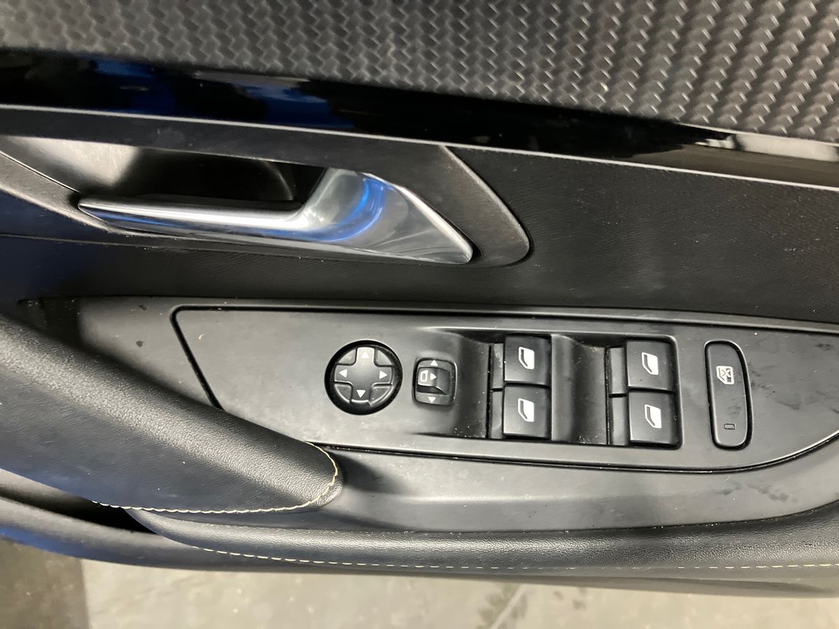 Used Peugeot 208 2020 for sale - 77364575: Photo 18