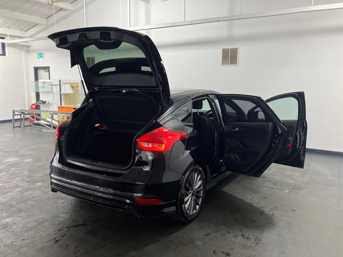 Used Ford Focus 2017 for sale - 77846027: Photo 26