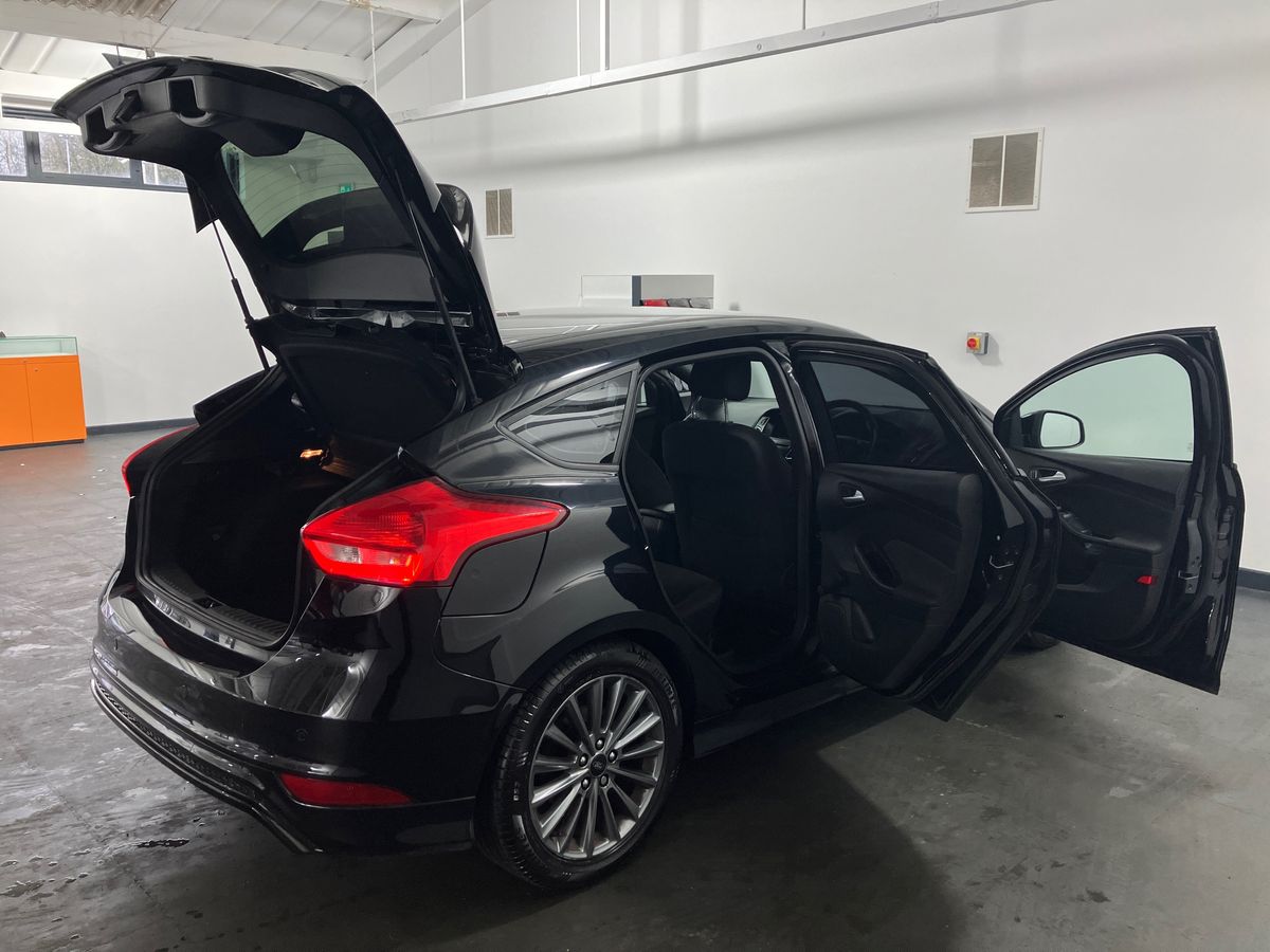 Used Ford Focus 2017 for sale - 77846027: Photo 27