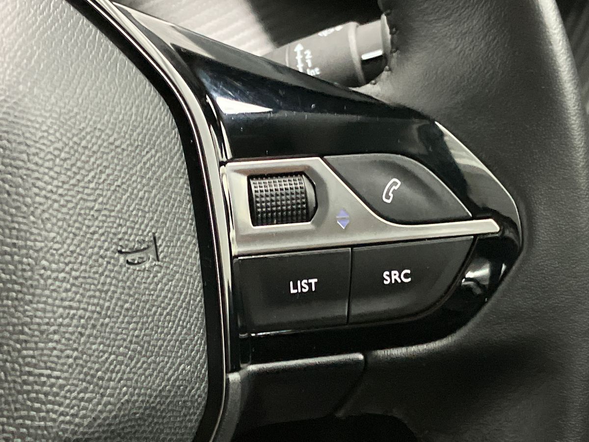 Used Peugeot 2008 2021 for sale - 76330715: Photo 29