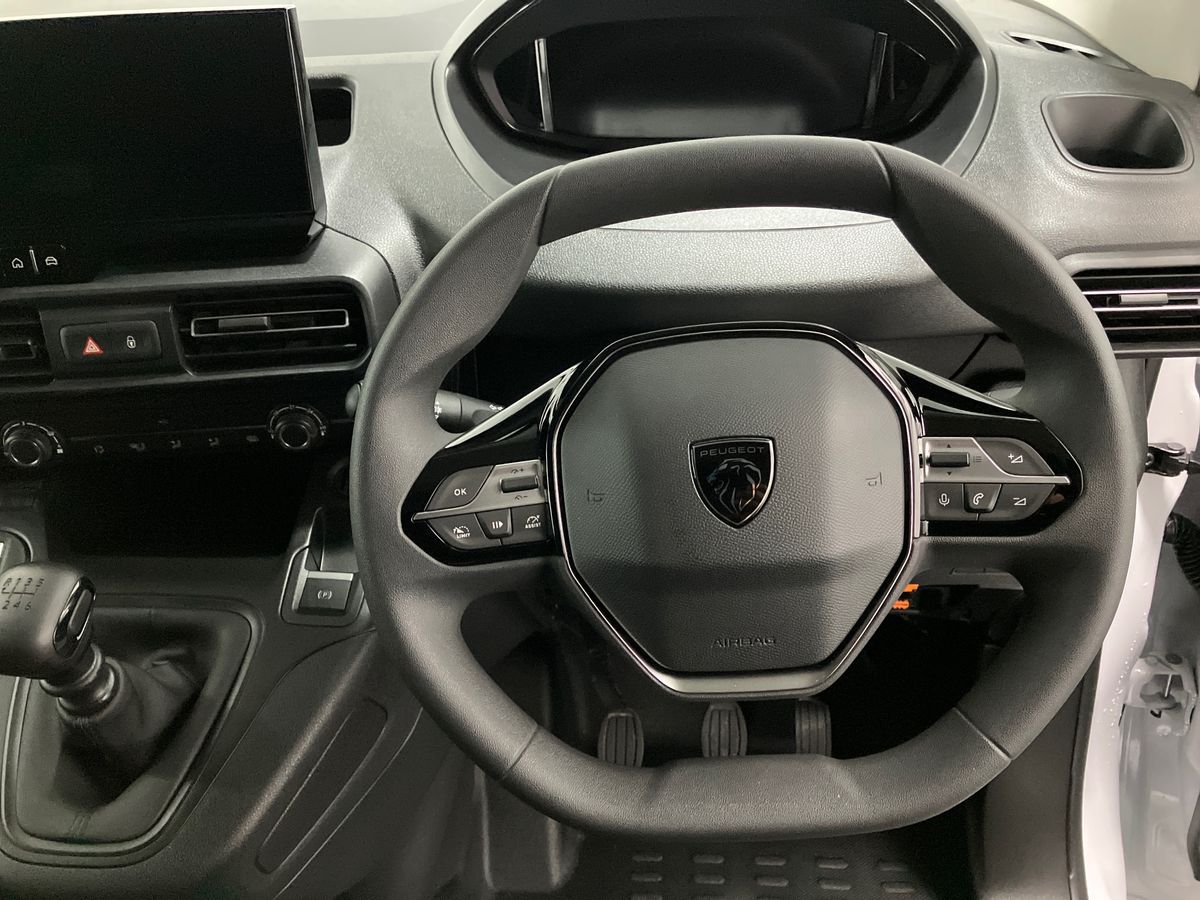 Used Peugeot Partner 2026 for sale - 76845531: Photo 10