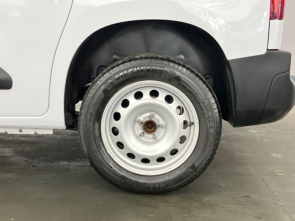 Used Peugeot Partner 2026 for sale - 76845531: Photo 8