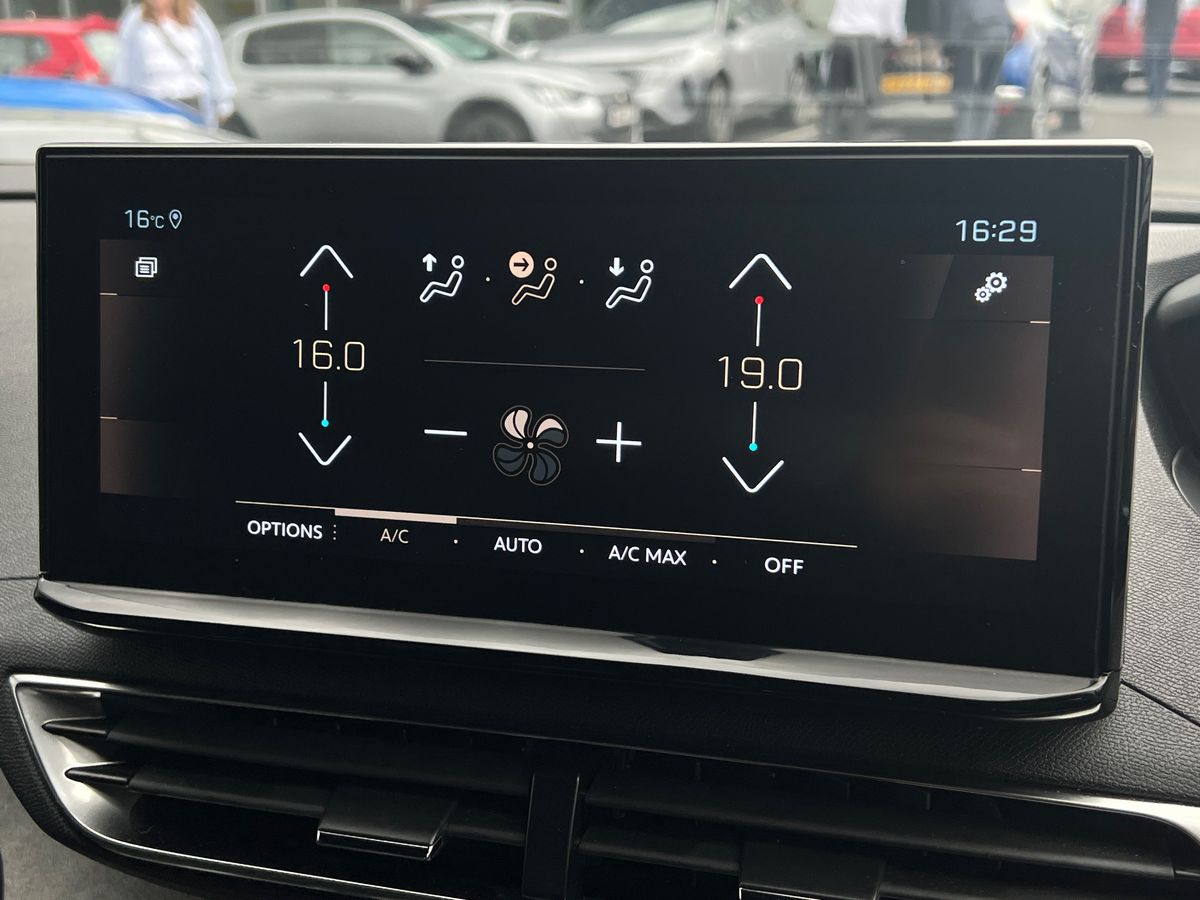 Used Peugeot 3008 2022 for sale - 76792564: Photo 12