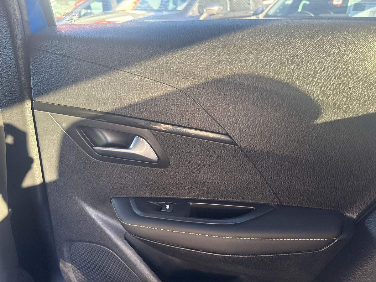 Used Peugeot 208 2023 for sale - 76748595: Photo 24