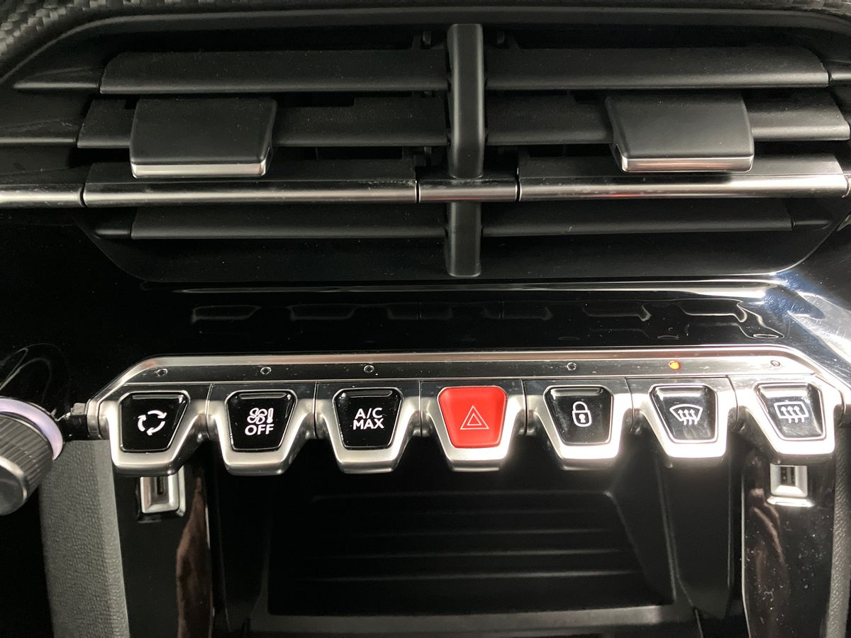 Used Peugeot 2008 2022 for sale - 77196035: Photo 12