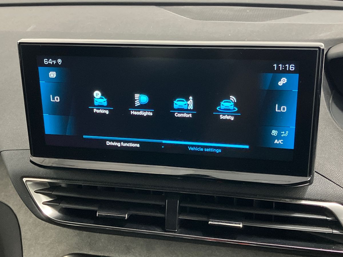 Used Peugeot 5008 2022 for sale - 76518240: Photo 32