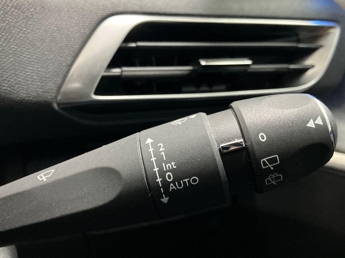 Used Peugeot 5008 2022 for sale - 76518240: Photo 35