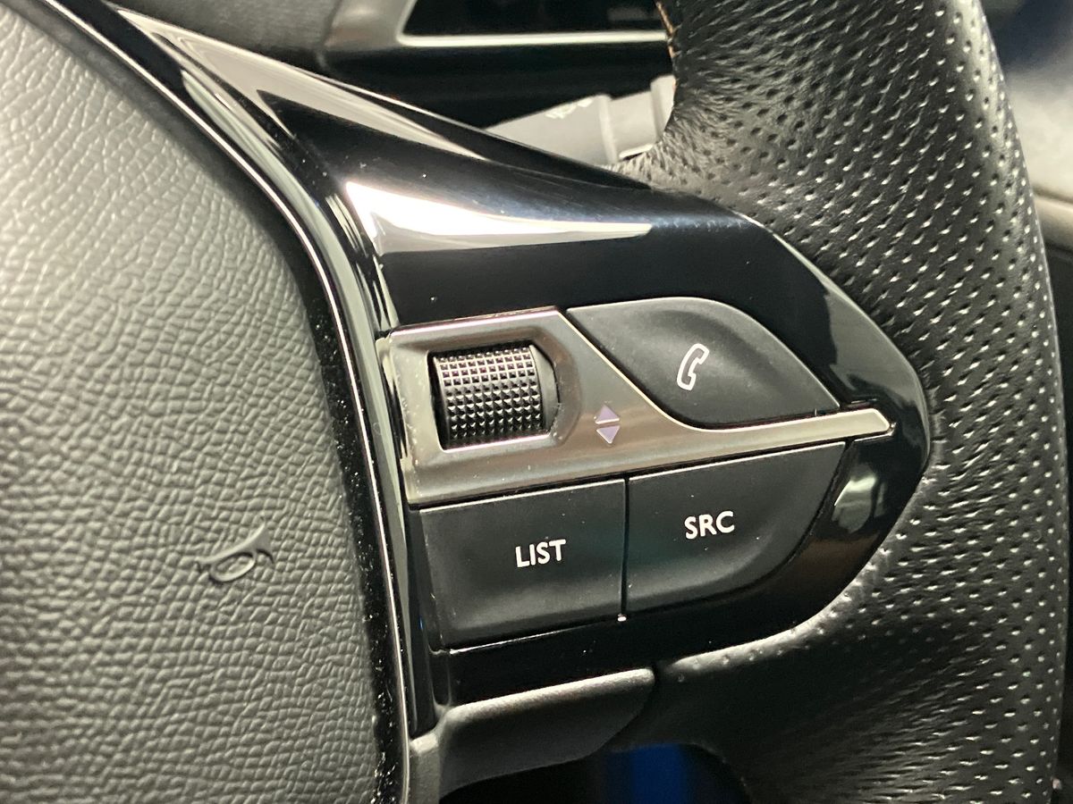 Used Peugeot 5008 2022 for sale - 76518240: Photo 39