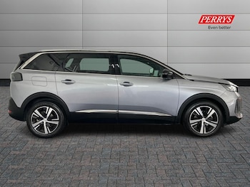 Used Peugeot 5008 2022 for sale - 76518240: Photo