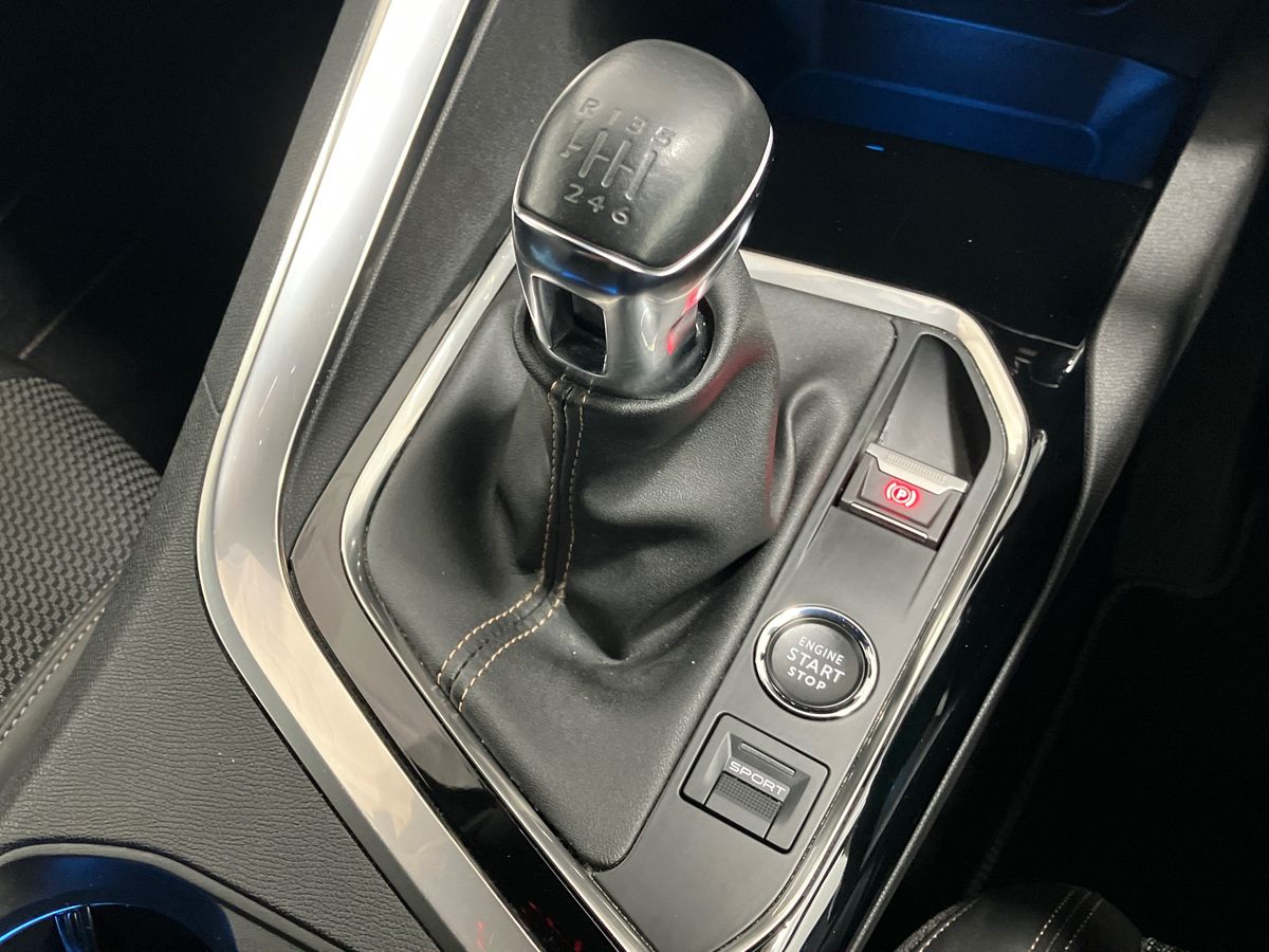 Used Peugeot 5008 2022 for sale - 76518240: Photo 41