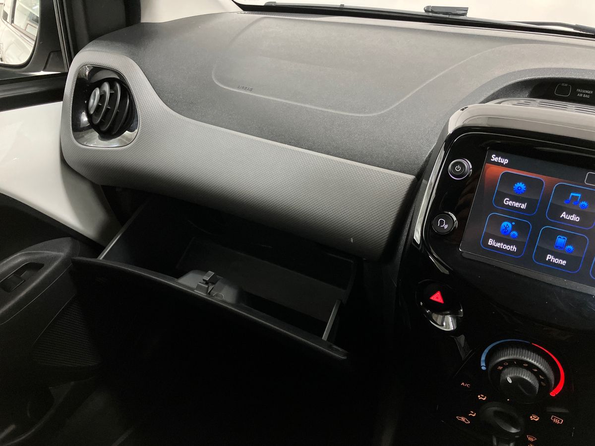 Used Peugeot 108 2019 for sale - 76392001: Photo 38