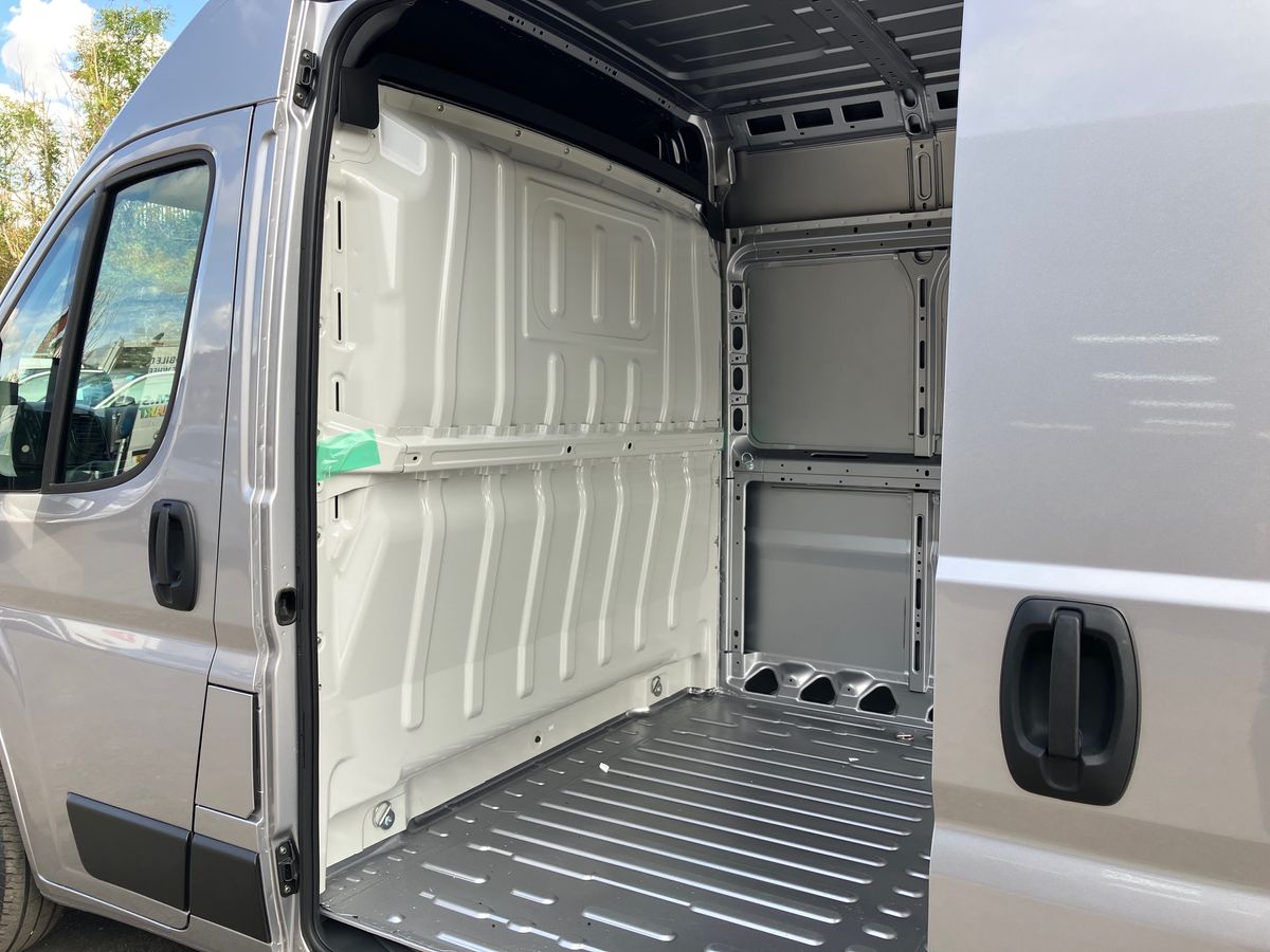 Used Peugeot Boxer 2025 for sale - 76035437: Photo 39