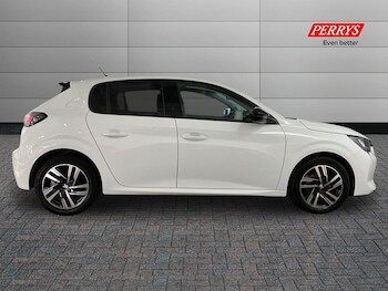 Used Peugeot 208 2023 for sale - 77350624: Photo