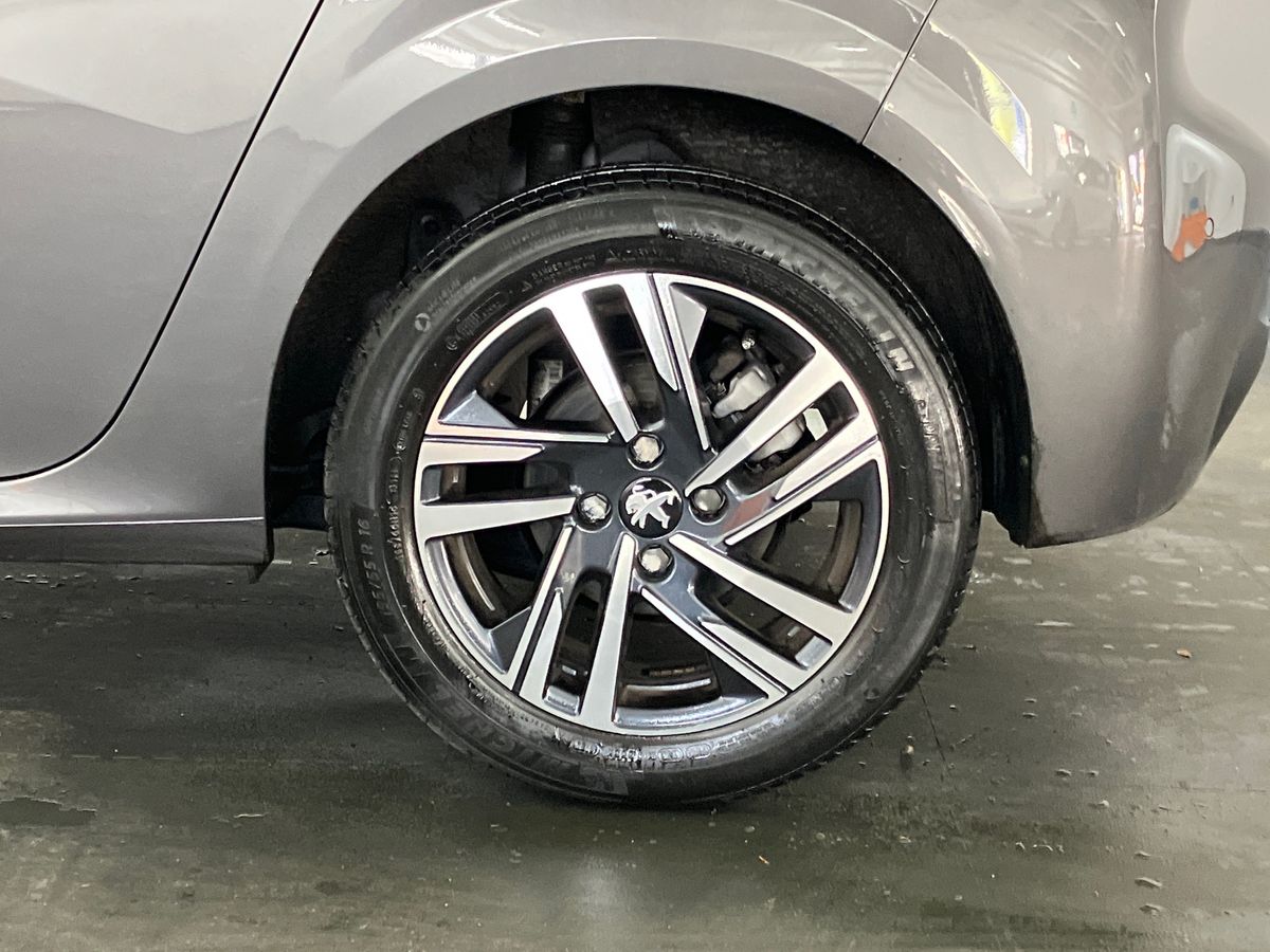 Used Peugeot 208 2023 for sale - 76706898: Photo 8