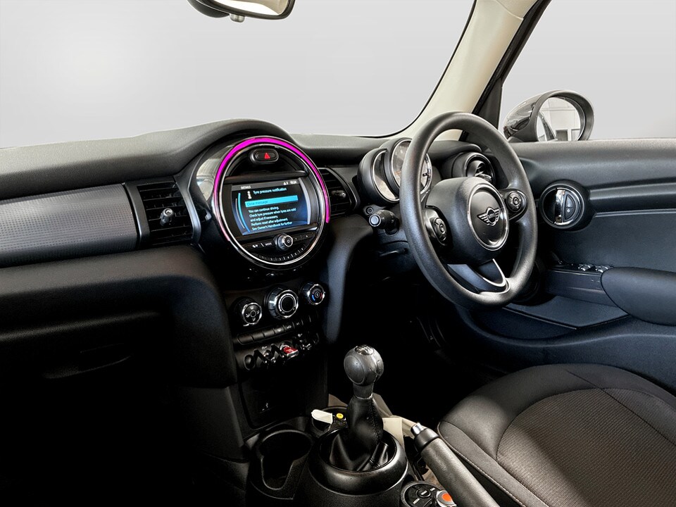 Used MINI Hatch 2018 for sale - 77759763: Photo 17