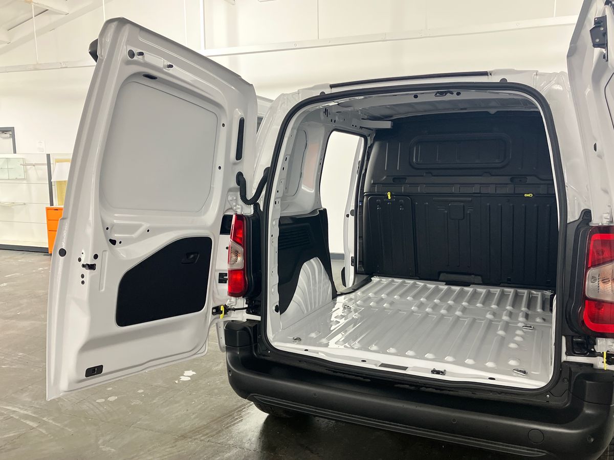 Used Peugeot Partner 2025 for sale - 76792551: Photo 37