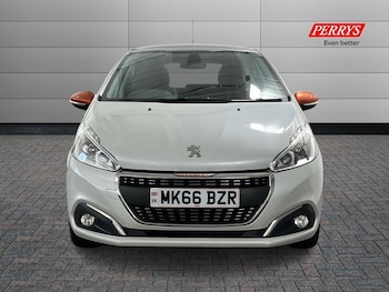 Used Peugeot 208 2016 for sale - 76542396: Photo