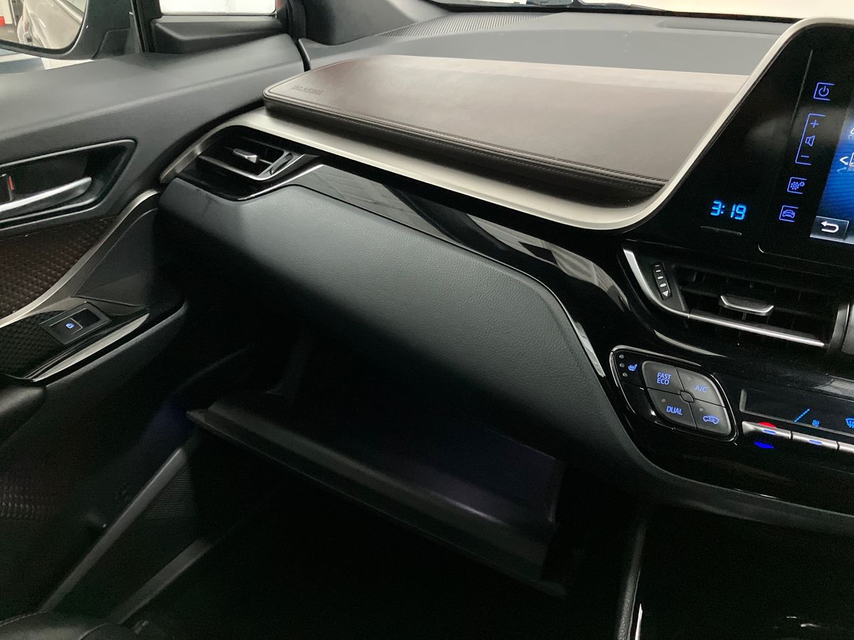 Used Toyota C-HR 2019 for sale - 76158169: Photo 44