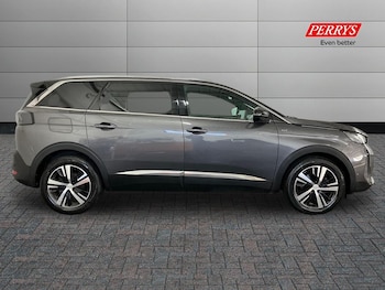 Used Peugeot 5008 2023 for sale - 76577612: Photo