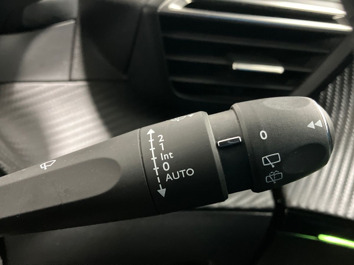 Used Peugeot 2008 2022 for sale - 77113714: Photo 32