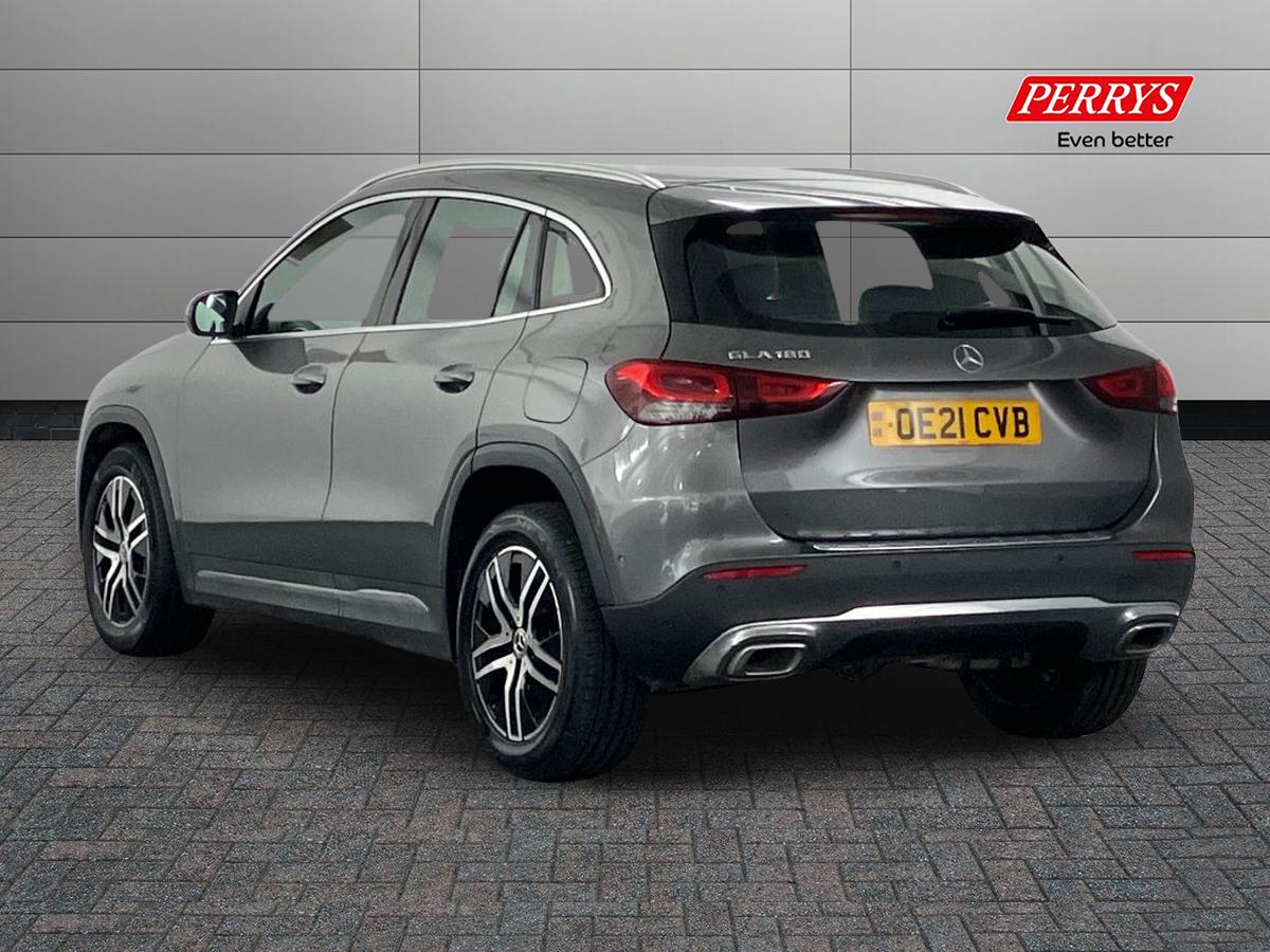 Used Mercedes-Benz GLA 2021 for sale - 76373999: Photo 2