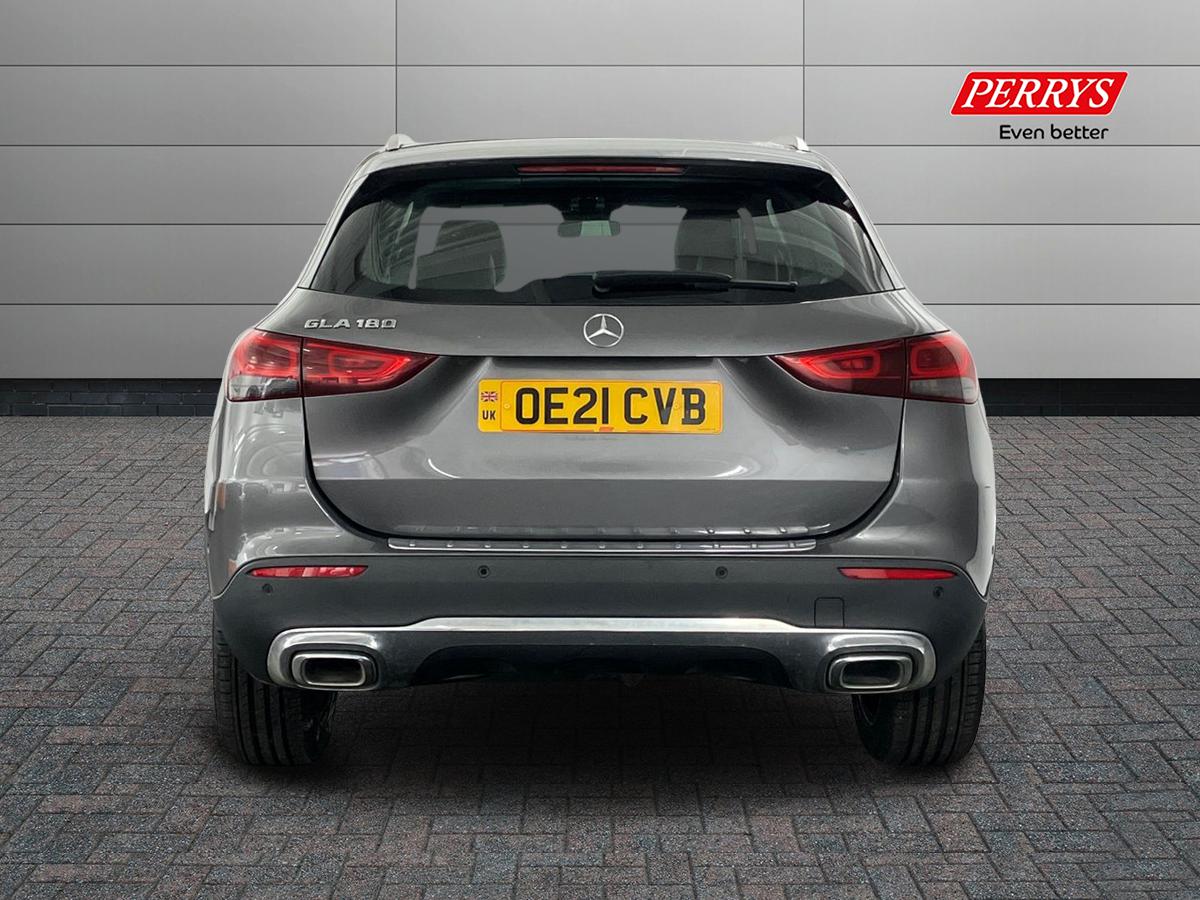 Used Mercedes-Benz GLA 2021 for sale - 76373999: Photo 5