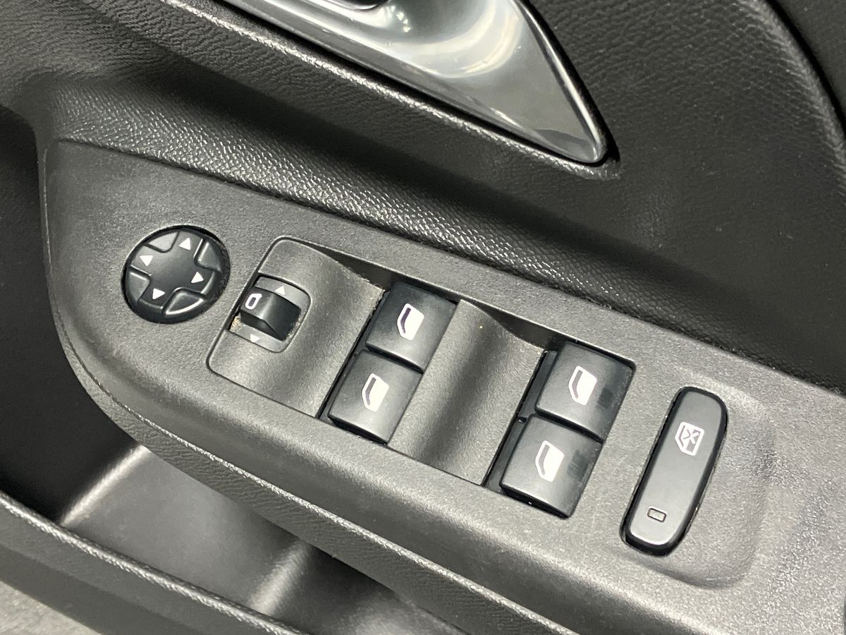 Used Vauxhall Corsa 2021 for sale - 76777550: Photo 18