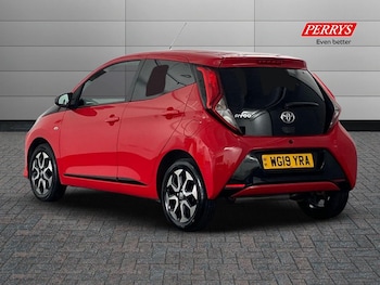 Used Toyota AYGO 2019 for sale - 75651252: Photo