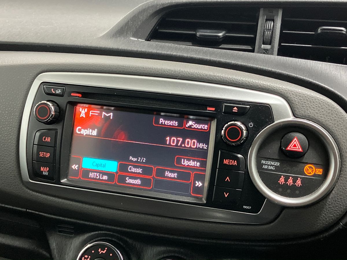 Used Toyota Yaris 2012 for sale - 76158353: Photo 10