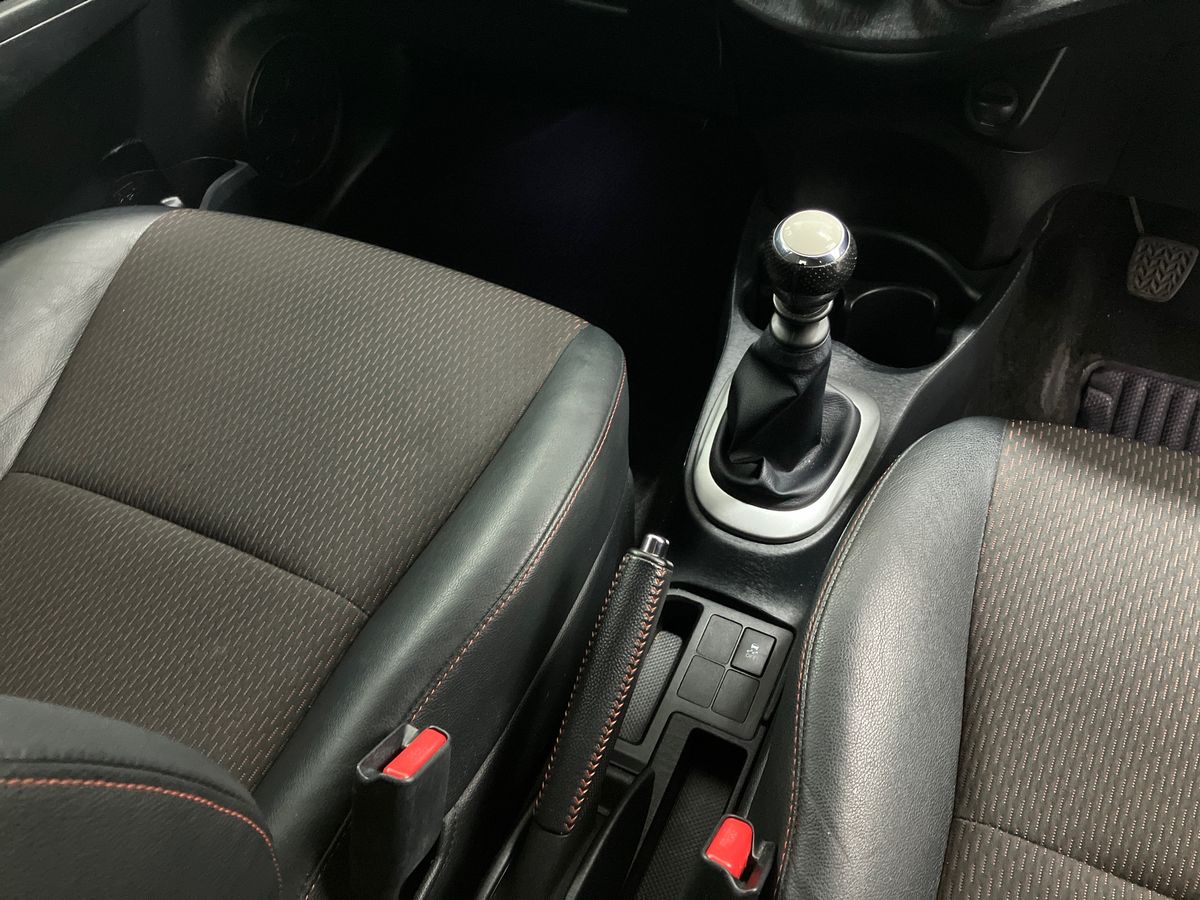 Used Toyota Yaris 2012 for sale - 76158353: Photo 17