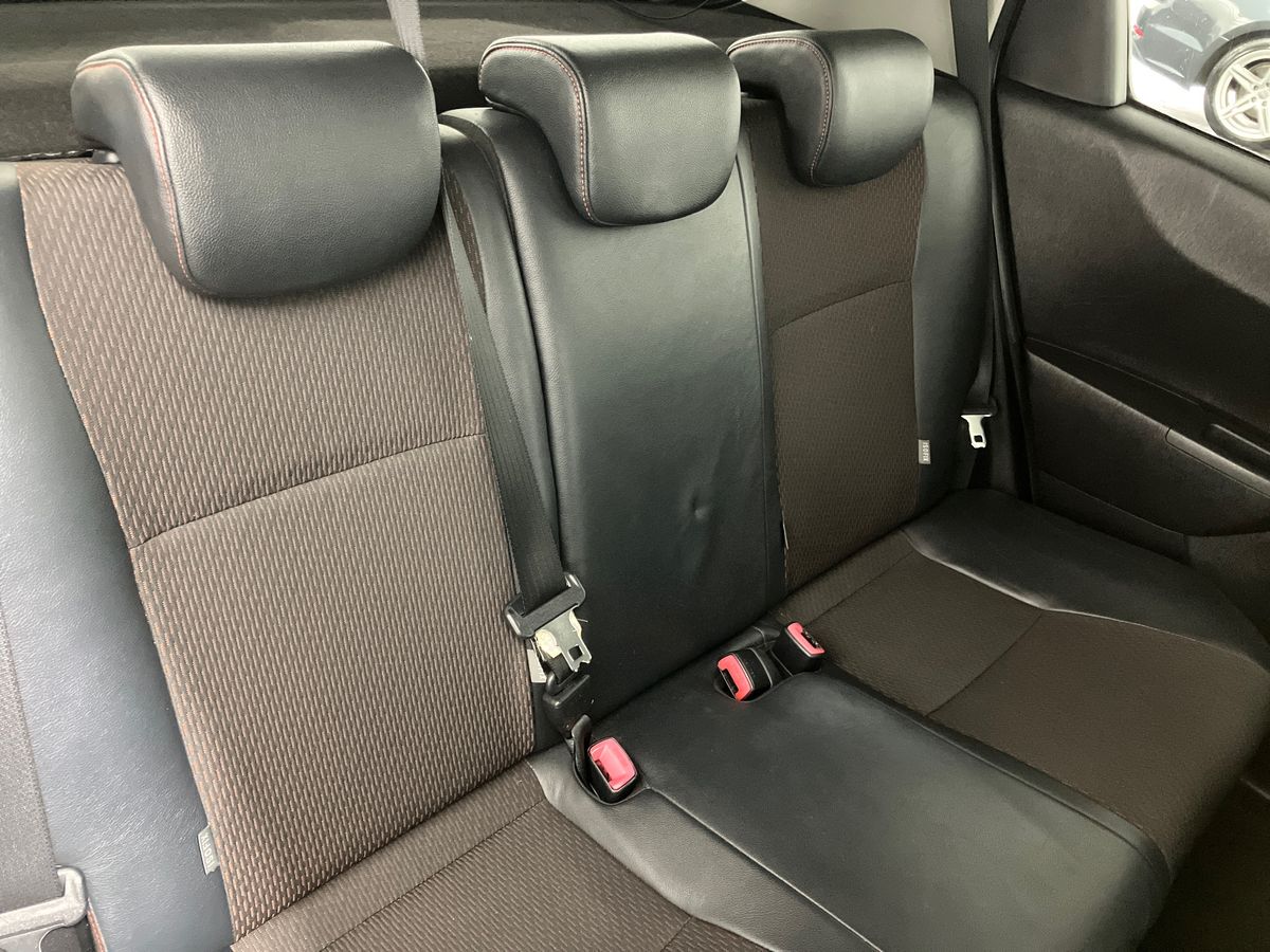Used Toyota Yaris 2012 for sale - 76158353: Photo 22