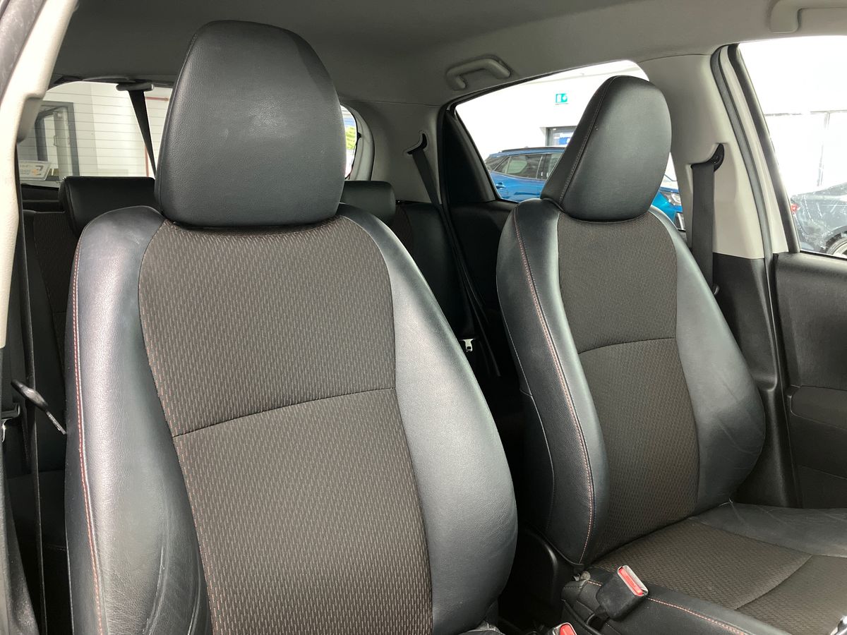 Used Toyota Yaris 2012 for sale - 76158353: Photo 24