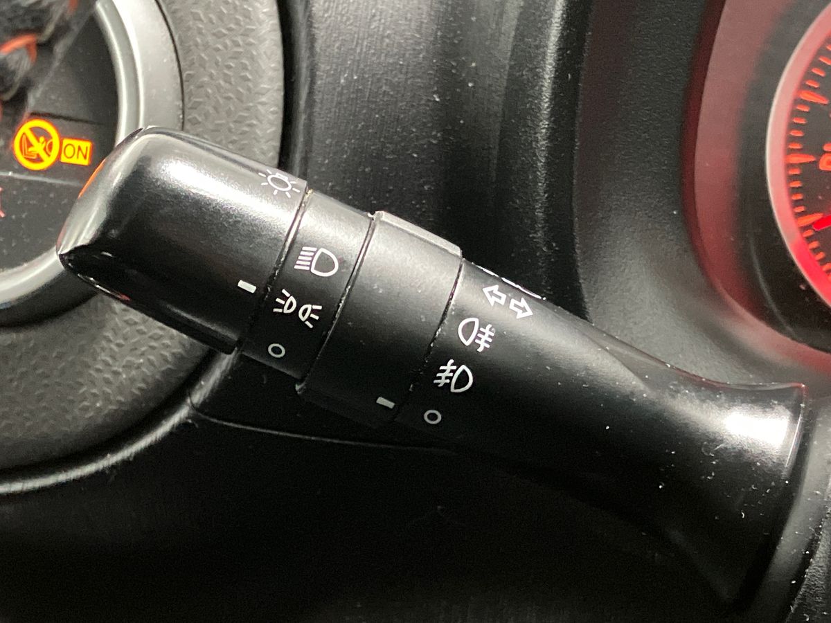 Used Toyota Yaris 2012 for sale - 76158353: Photo 32